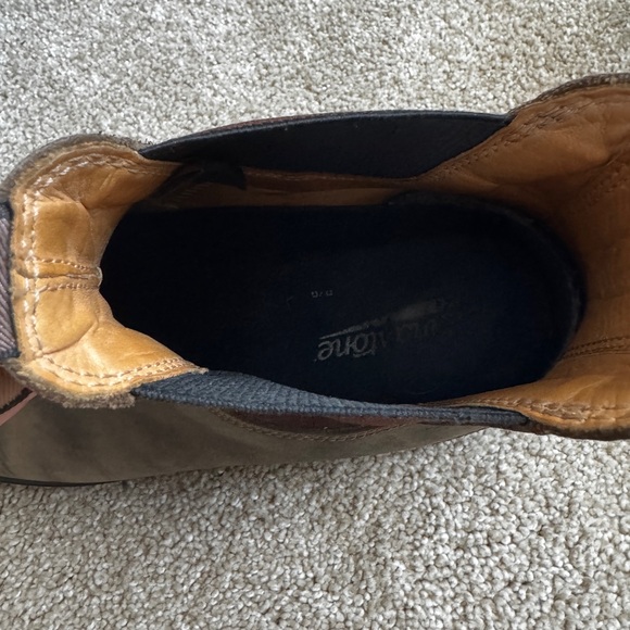 Blundstones - Picture 8 of 10